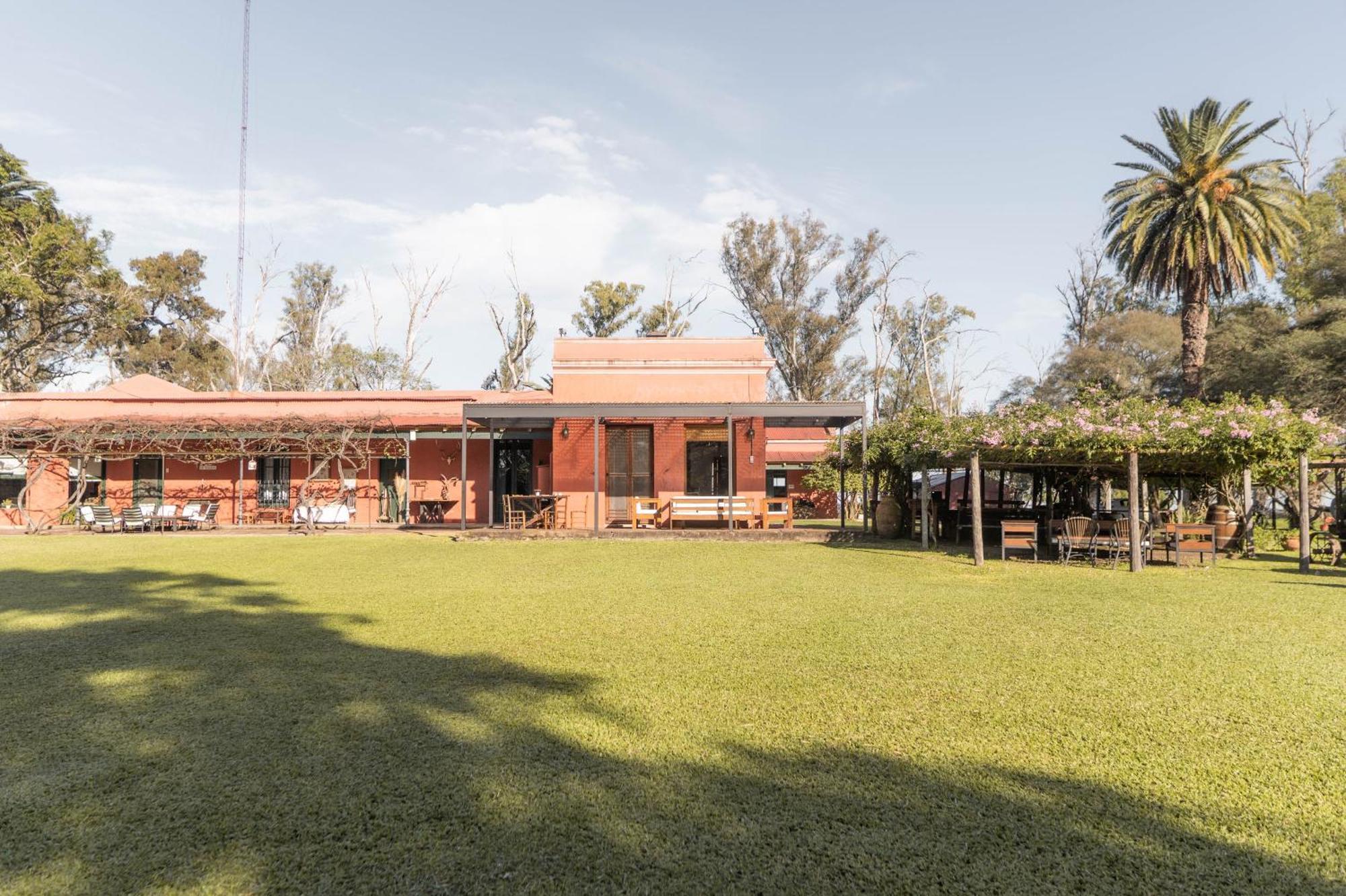 Estancia La Violeta Chajarí Extérieur photo